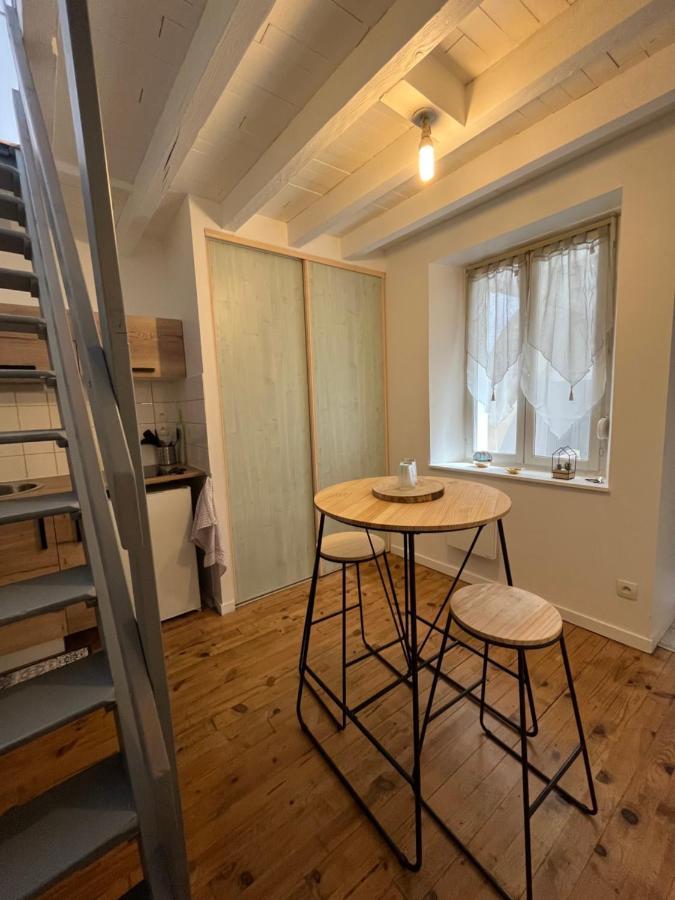 Logement Au Coeur De Dole Dış mekan fotoğraf